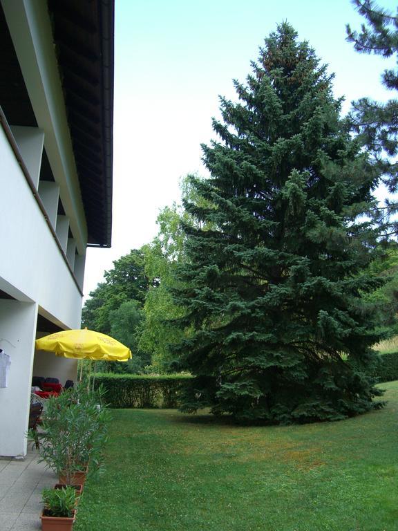 Gasthof Gerhart Перхтольдсдорф Экстерьер фото